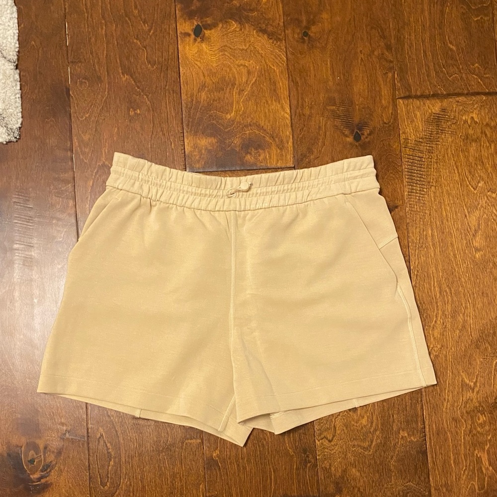 Lululemon softstreme high rise short
